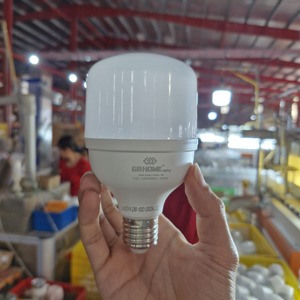 Ampoule LED E27 10W 15W 20W 30W Vente en Gros 6500K 220V CRI>84 97lm/W 980 Lm Économe en Énergie 20 000 Heures - Product Image 1