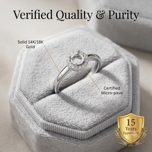   Anillo Moderno de Oro Blanco de 18k con Halo Redondo y Engaste de Diamantes Naturales, Estilo Formal - Product Image 3