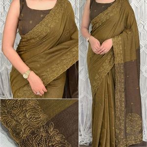 Sari de algodón puro Mul con bordado de hilo en contraste, borde calado y pallu jacquard, precio al por mayor de Royal Export - Product Image 6