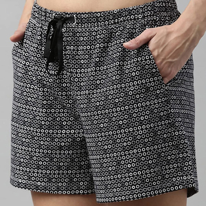 กางเกงขาสั้นสีพื้นสำหรับผู้หญิงรุ่นใหม่ล่าสุดสำหรับฤดูร้อน คุณภาพสูง แบรนด์สั่งทำ กางเกงขาสั้นผู้หญิงจำนวนมาก บริการ OEM - Product Image 6