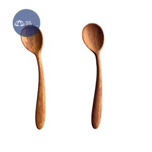 Cucharas de Madera Ecológicas Hechas a Mano, Venta al por Mayor – Utensilios de Cocina de Madera Natural - Product Image 1