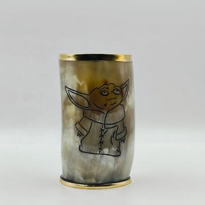 Personnalisé exquis Vintage ours boire Koi tasse fabriqués à la main en corne naturelle courte Antique sculpté Animal Style parfait affaires - Product Image 1