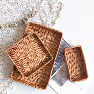 Bandeja de ratán tejida hecha a mano para decoración del hogar, conjunto de 3 bandejas rectangulares, respetuosas con el medio ambiente - Product Image 2