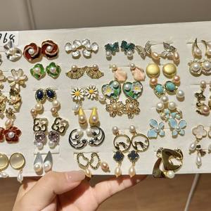 Nuevos Pendientes de Perlas de Agua Dulce Wenchi Modelo 36795 Varios Diseños Populares de Moda Mantou - Product Image 5