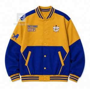 Chaqueta cortavientos personalizada de la hermandad Sigma Gamma Rho con logo bordado en azul y dorado, estilo casual para mujer con forro de poliéster. - Product Image 1