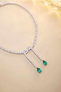 Collar moderno de plata 925 con diamantes y gotas de esmeralda, joyería de lujo para mujer, diamantes cultivados en laboratorio con corte pera, certificados por IGI. - Product Image 2