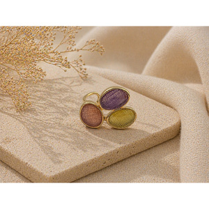 [Orbis] DANA Élégance et Modestie à la Coréenne : Anneau de Foulard Artisanal avec Ramie Hansan et Cadre en Laiton pour un Style Coréen Raffiné - Product Image 4