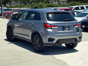 Mitsubishi Outlander Sport LE AD SUV 2024 Usado, Automático, Volante a la Izquierda, Asientos de Tela Oscura R18 - Product Image 3
