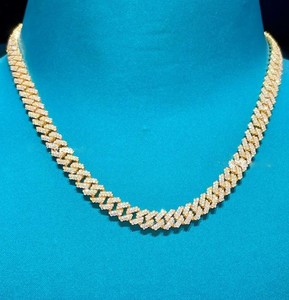 สร้อยคิวบาแบบ Iced Out ประดับเพชรโมอิสซาไนต์ทรงกลม VVS ชุบโรเดียม สำหรับผู้ชายและผู้หญิง สวมใส่ได้ทุกวัน หรูหรา - Product Image 1