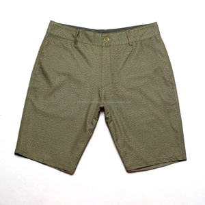 กางเกงว่ายน้ำโต้คลื่นสำหรับผู้ชายกางเกงชายหาดแบบแห้งเร็วแบบลำลองของผู้ชายกางเกงว่ายน้ำแบบสตรีทไฮสตรีทสีล้วนสำหรับฤดูร้อนโลโก้ตามสั่ง - Product Image 6