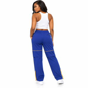 Pantalones Deportivos Azul Rey con Bordado de Letras Griegas Doradas, Cintura con Cordón Amarillo, Bolsillos con Cremallera, Pierna Recta, Estilo Atlético - Product Image 2