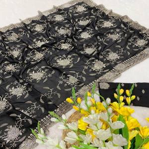 Sari VASTRA COTTAGE Premium Star Georgette con Bordado Floral Intrincado y Trabajo de Zari Brillante - Product Image 3