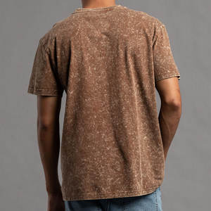 Camiseta con logo personalizado estampado a bajo precio, estilo acid wash para hombre, 100% algodón, corte holgado, para hacer ejercicio, camiseta acid wash para hombre - Product Image 4