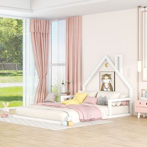 Letto per bambini a grandezza naturale bianco con testiera a forma di casetta, concetto pavimento in legno - Product Image 2