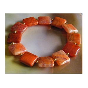 Pulsera de Cuentas Geométricas de Coral, Chapada en Oro, Unisex, Joyería Clásica de Moda, Accesorio Moderno para Mujeres y Niñas - Product Image 1