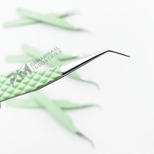 Pince à cils RABIAMIRAAL INDUSTRIES en acier inoxydable, manche vert, pointe de précision, angle de 45 degrés, anti-magnétique, prise fine - Product Image 4