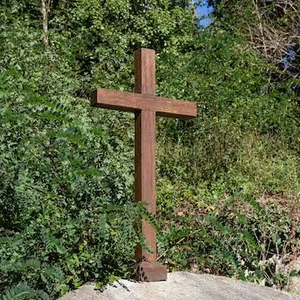 Nueva cruz de madera de alta calidad para colgar en la pared, cristiana, a bajo precio. - Product Image 1