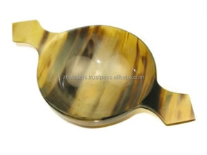 Auténtico Tazón de Cuerno de Búfalo Pulido Ecológico para Aperitivos y Ensaladas con Acabado Liso y Uso Decorativo - Product Image 3