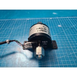 Transductor de Presión Diferencial MKS 223B-24178 Usado Como Parte del Equipo Semiconductor Legacy - Product Image 3