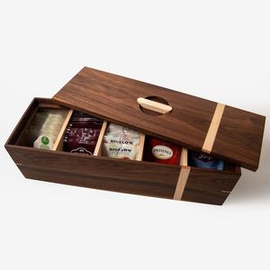 Boîte de rangement à thé en bois naturel avec compartiments, organisateur de sachets de thé fait main pour le thé vert, les tisanes et les différents types de thé - Product Image 1