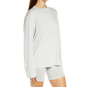 T-shirt personnalisé en gros pour femme, col rond, manches longues, coupe ample, haute qualité, uni - Product Image 2