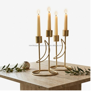 ที่วางเทียนรูปพระจันทร์เสี้ยวแบบทันสมัย – ชุดขาตั้งสีทองด้าน 2 ชั้น - Product Image 2