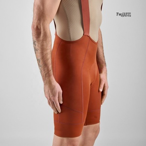 Pantalones cortos de ciclismo personalizados de cintura alta sin costuras, transpirables, de secado rápido, de talla grande para hombre, servicio OEM al por mayor - Product Image 5