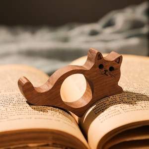 Support de livre en bois massif pour une lecture solide et fiable, assurant une utilisation durable - Product Image 4