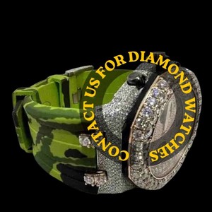 Reloj de Pulsera Personalizado de Lujo con Esfera Redonda Cronógrafo Semi-escarchada, Correa de Goma Verde y Negra, Diseño Personalizado, Unisex, Moderno - Product Image 4