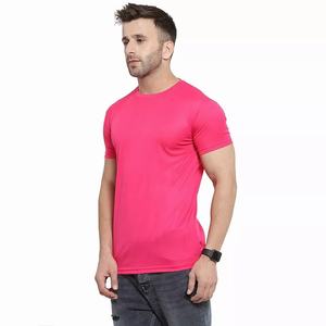 T-shirt de sport pour homme en polyester et coton, coupe athlétique, respirant, séchage rapide, confortable, vêtements de sport légers, tissu durable - Product Image 4
