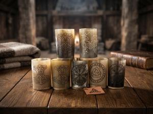 Vaso de Cerveza Vintage con Forma de Cuerno y Símbolo Nórdico Grabado, Ecológico, Tallado a Mano, para Fiestas, Bares y Cócteles - Product Image 3