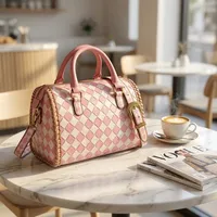 Sac à main en cuir de luxe pour femme, style vintage, motif cartes de créateur, avec chaînes décoratives et deux anses