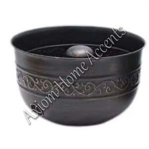 Axiom Home Accents Pot de tuyau d'arrosage en acier durable fabriqué à la main avec de beaux motifs décoratifs en laiton réglable de 2 "de diamètre - Product Image 6