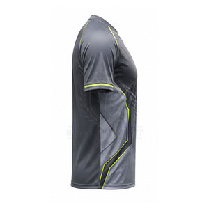 Maillot de football personnalisé avec tissu léger, design épuré et sensation respirante pour l'entraînement en équipe et la pratique sportive - Product Image 5