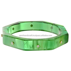 Bracelet de mode multicolore écologique Bracelet en résine transparente pressée pour les femmes pour la fête - Product Image 6