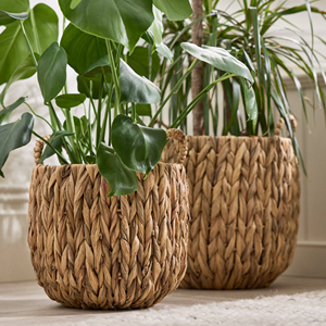 Pot à fleurs en jacinthe d'eau style bohème, pot en paille tressé à la main pour la décoration intérieure et le jardin extérieur - Pot tressé naturel du Vietnam - Product Image 2