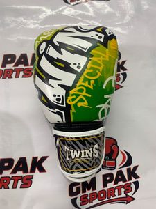 นวมชกมวยไทยแบบตีนตุ๊กแก รุ่น New Twins หลายสี หนังวัวแท้ 100% - Product Image 6