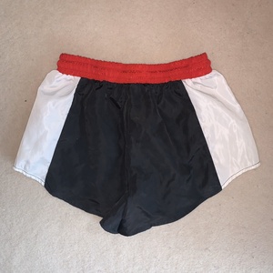 Ensemble de survêtement 2 pièces personnalisé pour femme, en promotion : sweat-shirt à manches longues zippé et short de jogging, tenue coupe-vent à col montant - Product Image 6