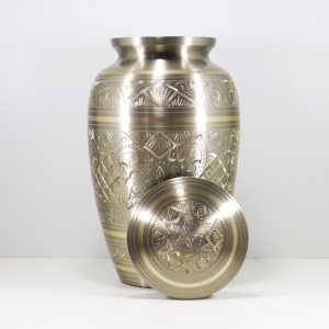Urnas de cremación grabadas de latón para adultos, para cenizas humanos, fabricante y proveedor de la India - Product Image 4
