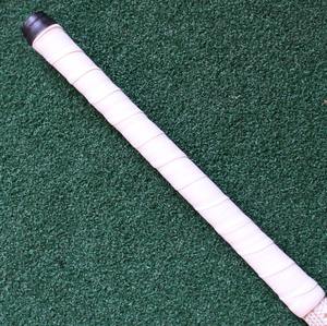 Cinta de Agarre para Hockey Personalizada de 2.5cm, 25M, Accesorios de Protección para Raquetas Deportivas, Rollo de Equipo para Hockey sobre Hielo y Césped - Product Image 1