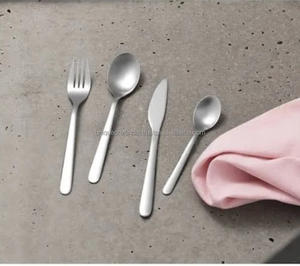 Cuchara de Acero Inoxidable Pulido a Espejo Personalizada con Mango Largo, Diseño Moderno, Ecológica, para Uso Doméstico y en Restaurantes - Product Image 6