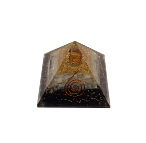 Pyramide de Reiki en Orgonite, Tourmaline Noire et Sélénite avec Pointe de Cristal Chargée – Vente en Gros par Amayra Crystals Exports India - Product Image 4