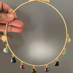 Collar de aro hecho a mano con múltiples gemas, colgante de oro, amatista, aguamarina, joyería bohemia llamativa, regalo para mujer - Product Image 1