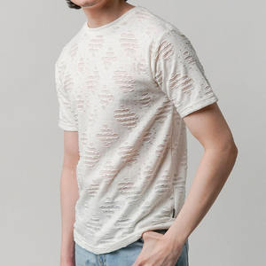 เสื้อยืดคอกลมผู้ชายผ้าฝ้ายเนื้อสัมผัสแบบดิสเทรส สไตล์แฟชั่นสตรีทแวร์ รับผลิตเสื้อพร้อมปักโลโก้ แขนสั้น ผู้ผลิต OEM ODM - Product Image 2