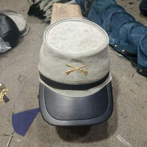 displays a general office peak cap, which is a formal head gear worn by high-ranking personnel - Product Image 6