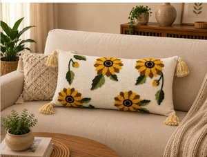 Coussin lombaire décoratif en coton fait main avec broderie florale tournesol et pompons pour canapé et lit - Product Image 5