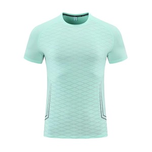 Fabricant de vêtements d'entraînement compressifs personnalisés, t-shirts de fitness pour la salle de sport, coton et polyester de qualité supérieure, personnalisation de la marque, OEM, ODM, étiquette privée - Product Image 3