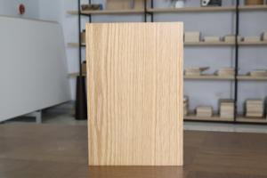 Contrachapado Ecológico Moderno con Revestimiento de Chapa de Roble Blanco para Uso en Interiores - Product Image 3