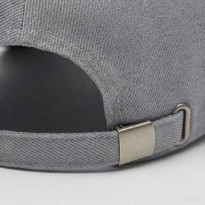 Casquette de baseball grise à 6 panneaux unisexe, ajustable, en sergé de coton de couleur unie, style décontracté, taille adulte - Product Image 6