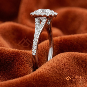 แหวนหมั้นเงินแท้ 925 ทรง Asscher Cut ประดับเพชร CZ แบบ Halo ดีไซน์สวยหรูสำหรับผู้หญิง - Product Image 2